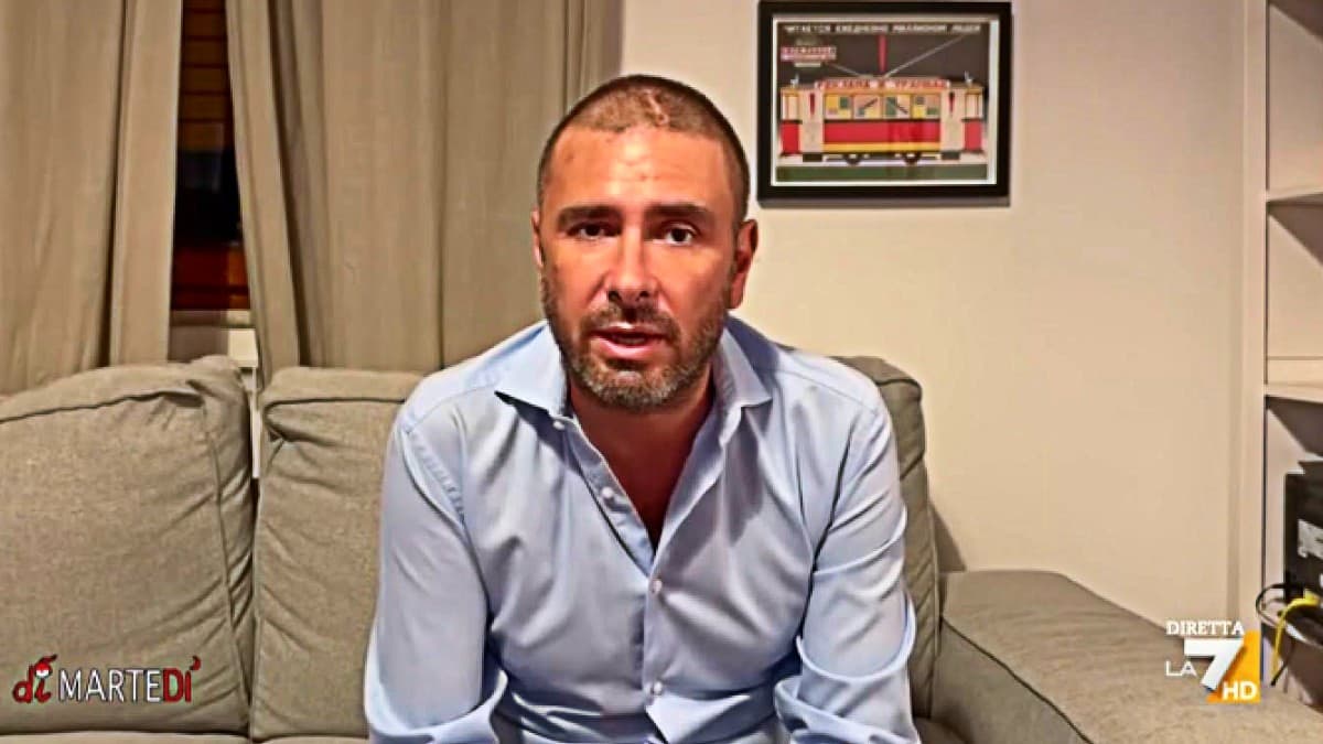 Il ritorno di Alessandro Di Battista in televisione, oggi ospite di Floris