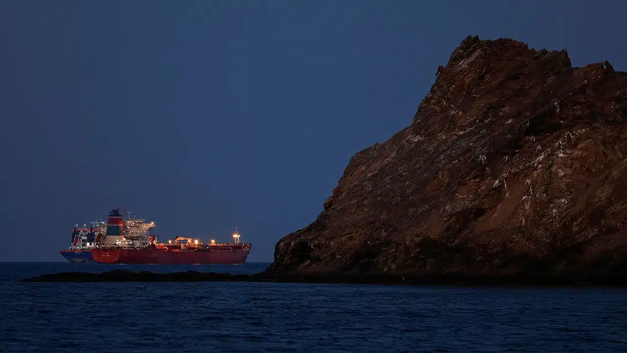 Hormuz, la coalizione proposta da Trump non decolla: alleati cauti e Germania contraria