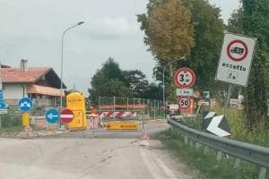 Traffico in via Amendola verso il ripristino