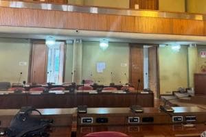 Consiglio, la maggioranza dà forfait