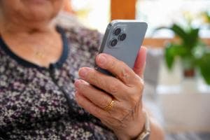Diffonde i video hard del marito, 74enne condannata