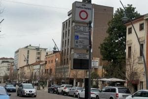 Retromarcia sulle strade chiuse