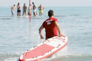 Malore in spiaggia: muore 83enne