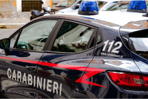 Fratello e sorella trovati senza vita nella loro casa