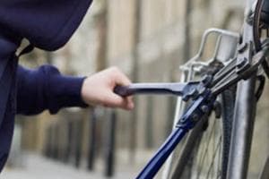 Raffica di furti di bici in centro