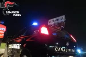 Spaccia hashish nascosto in una siepe: minore denunciato