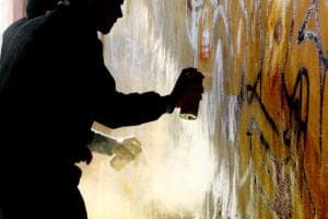 I vandali profanano la chiesa