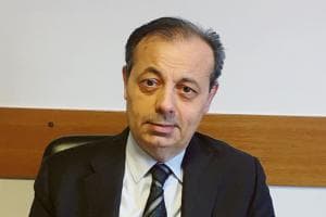 "Obbligato alle dimissioni per avere criticato gli aumenti delle rette"