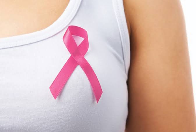 Ottobre Rosa 2026, la lotta contro il tumore al seno percorre l’Italia: controlli gratuiti, screening e ricerca