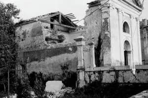 In mostra la distruzione della città