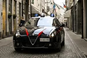 In auto con sbronze da record. O con la droga