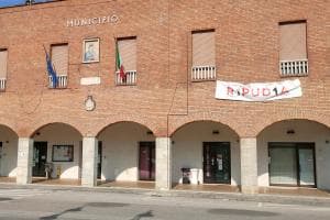 “Ritardi e mancata ripartenza”