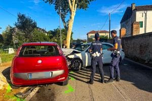 Schianto e paura sulla strada per Buso