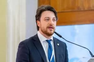 Incidente in autostrada per il governatore Stefani