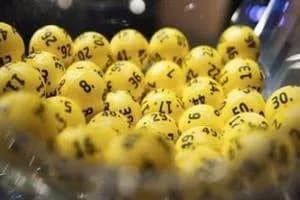 Gioca al Lotto e vince novemila euro