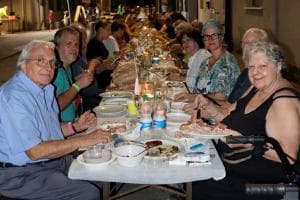 In 170 alla cena della frazione