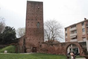 Due torri, il Comune ci riprova