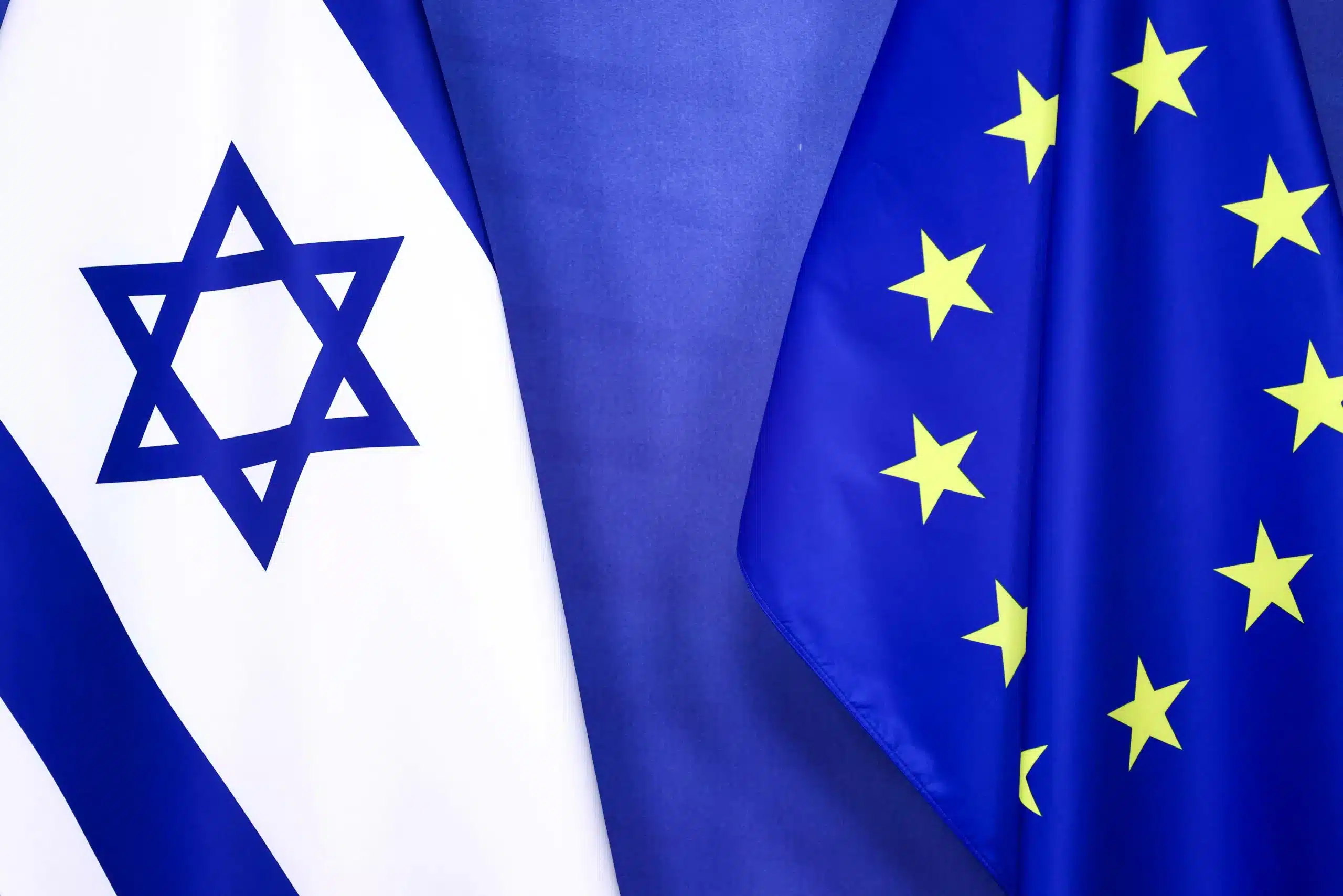 Ue sanziona i coloni violenti in Cisgiordania: niente stop agli accordi con Israele