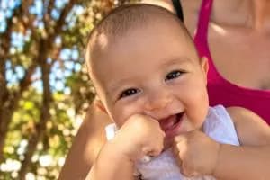 Iris muore a 4 mesi, lacrime e choc