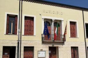 Il negozio di via Marconi torna libero