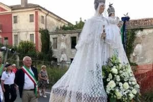 In tanti celebrano San Pasquale