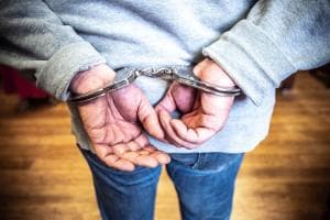 "Meglio il carcere di mamma"