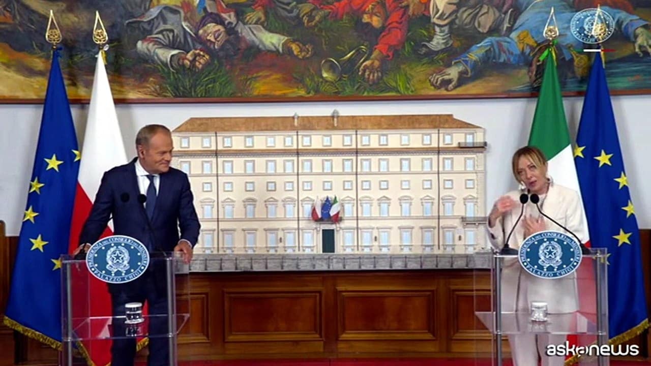 Meloni incontra Tusk: “Italia e Polonia unite da radici profonde e valori comuni”