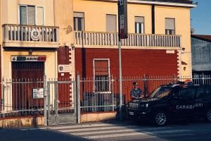 Studente fugge all'alt e cerca di investire un carabiniere