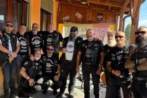 Il rombo di 250  moto lungo le strade del Delta