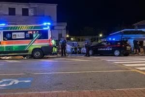 Botte in serata, arrivano carabinieri e ambulanza