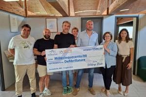Un defibrillatore donato al Comune