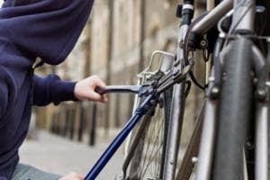 Ladri a caccia di bici meglio se elettriche