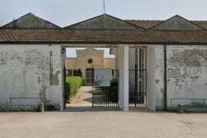 Parte il restyling del cimitero