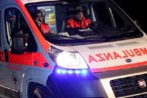 Lite in discoteca, giovane in coma dopo un pugno