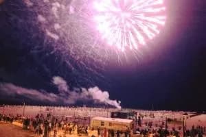 Ritorna la "Notte di Fuoco" divieti in spiaggia e in mare