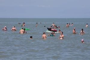 Il mare è caldo come una vasca termale
