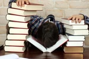 Bocciato ingiustamente, la scuola deve risarcire