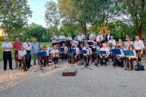La banda chiude tra gli applausi