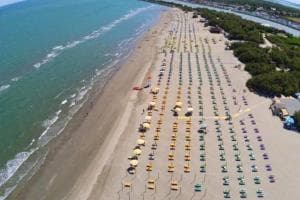 Spiagge, il Comune svolta sulle concessioni 