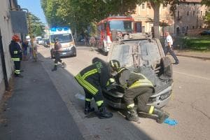 Carambola da paura in viale Oroboni