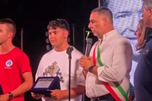 Nicholas salva una vita