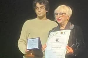 Bertoli fa il pieno di premi letterari