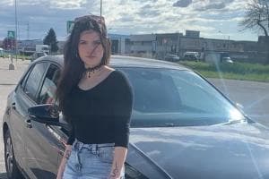 Elena muore in moto a 24 anni