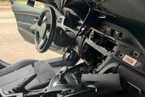 I ladri le smontano l'auto