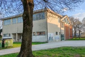 Fari su scuole e impianti sportivi