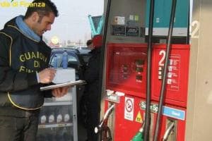 Caro carburante: prime multe
