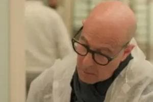 Tucci entra nel cuore del dolce solidale
